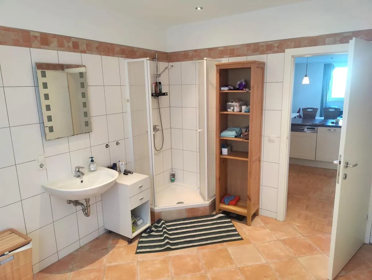2-Zimmer-Wohnung mieten in Linz – 80 m², € 995 – Bild 4 von 9