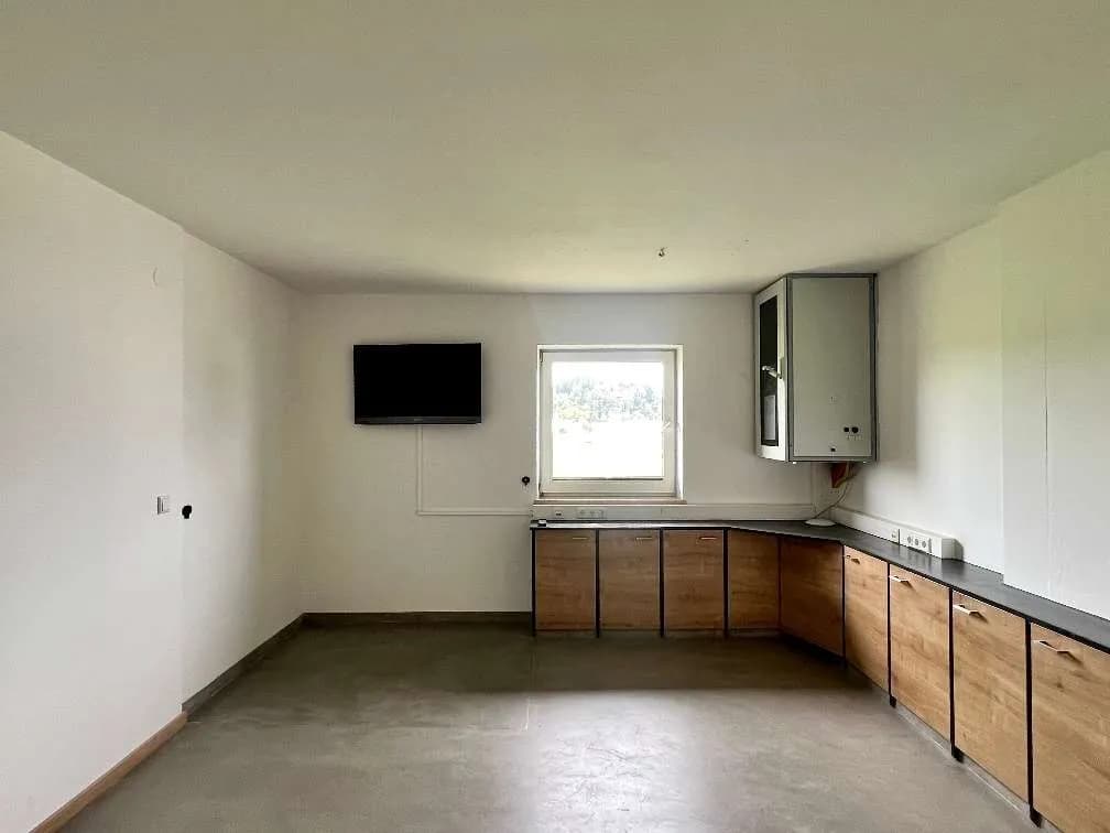 3-Zimmer-Gewerbeimmobilie mieten in Salzburg-Umgebung – 70 m², € 499 – Bild 2 von 5