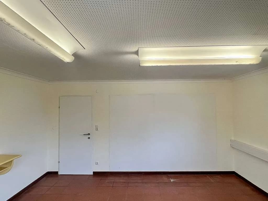 3-Zimmer-Gewerbeimmobilie mieten in Salzburg-Umgebung – 70 m², € 499 – Bild 4 von 5