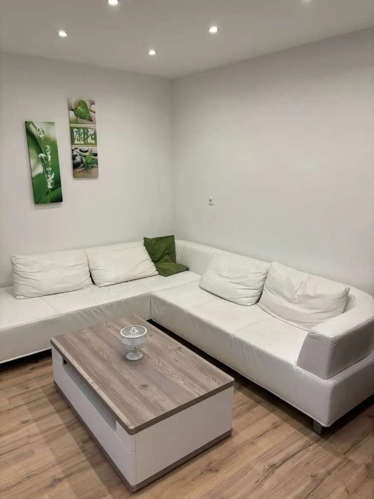 2-Zimmer-Wohnung mieten in Baden – 60 m², € 950 – Bild 3 von 22