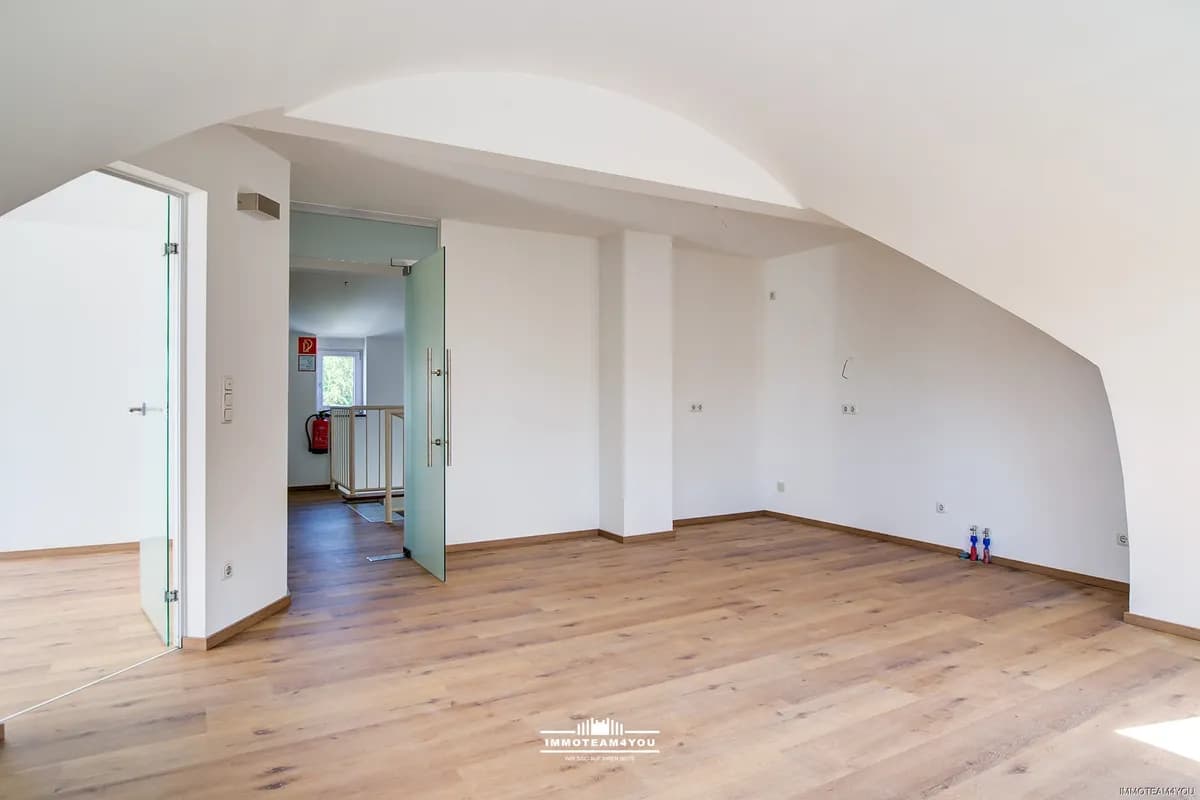 3-Zimmer-Gewerbeimmobilie mieten in Salzburg-Umgebung – 96 m², € 1.410 – Bild 3 von 11