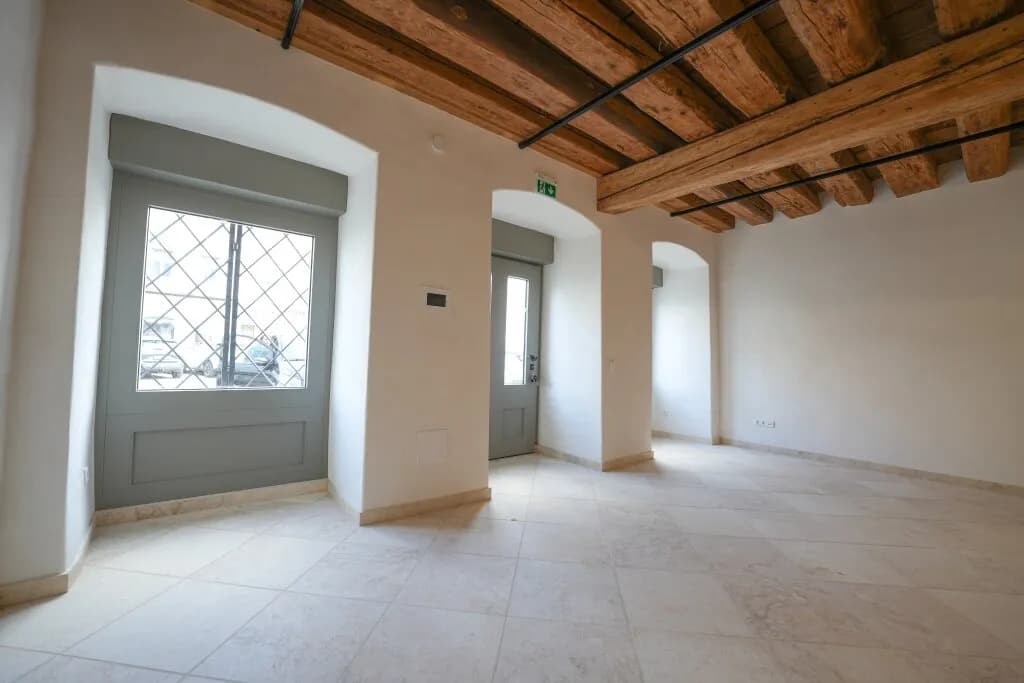 2-Zimmer-Gewerbeimmobilie mieten in Wels – 108 m², € 1.537 – Bild 3 von 20