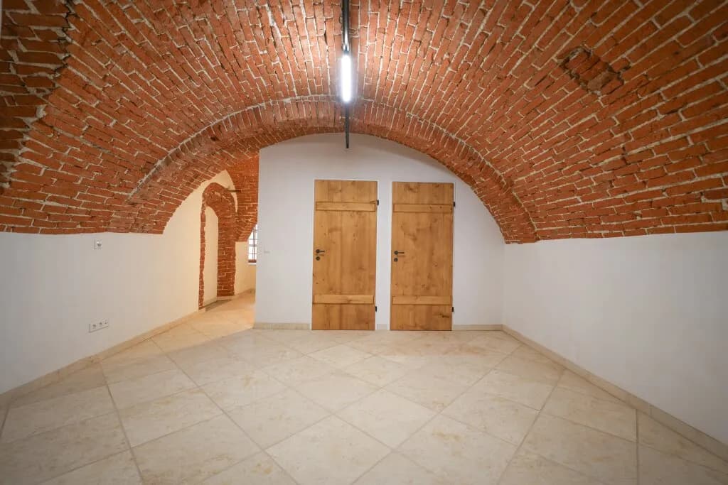 2-Zimmer-Gewerbeimmobilie mieten in Wels – 108 m², € 1.537 – Bild 6 von 20
