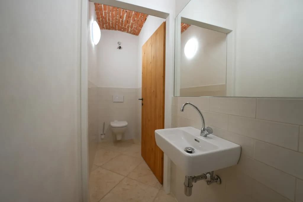 2-Zimmer-Gewerbeimmobilie mieten in Wels – 108 m², € 1.537 – Bild 8 von 20