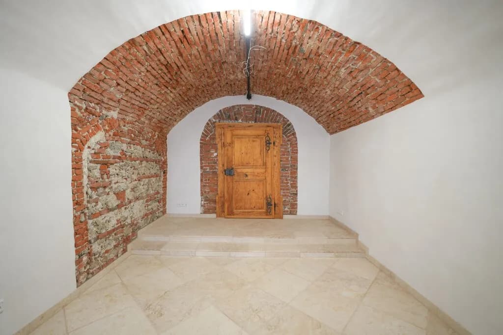2-Zimmer-Gewerbeimmobilie mieten in Wels – 108 m², € 1.537 – Bild 11 von 20