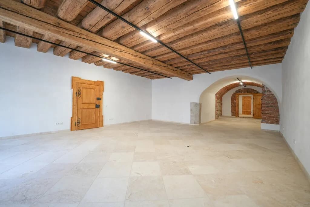 2-Zimmer-Gewerbeimmobilie mieten in Wels – 108 m², € 1.537 – Bild 14 von 20
