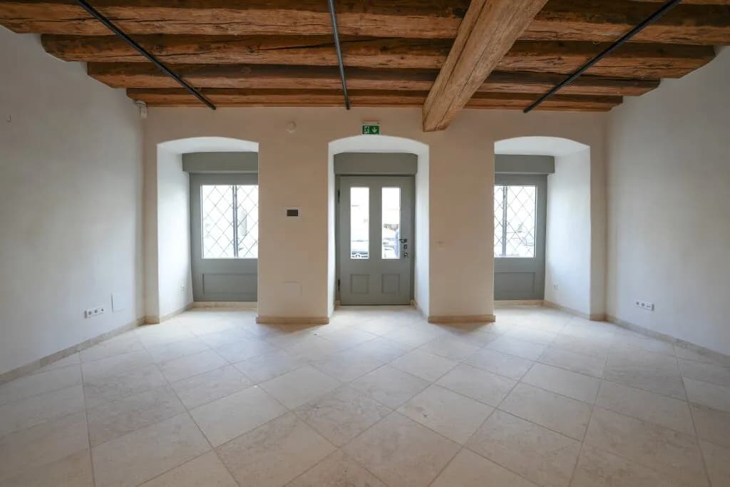 2-Zimmer-Gewerbeimmobilie mieten in Wels – 108 m², € 1.537 – Bild 15 von 20