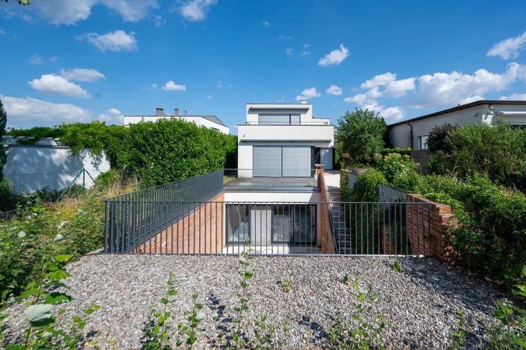 5-Zimmer-Immobilie kaufen in Baden – 390 m², € 2.500.000 – Bild 2 von 56