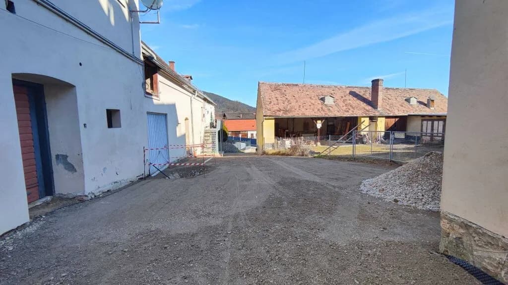 Gewerbeimmobilie kaufen in Neunkirchen – 443 m², € 299.000 – Bild 2 von 21