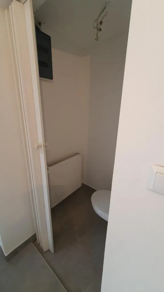 Gewerbeimmobilie kaufen in Neunkirchen – 443 m², € 299.000 – Bild 12 von 21