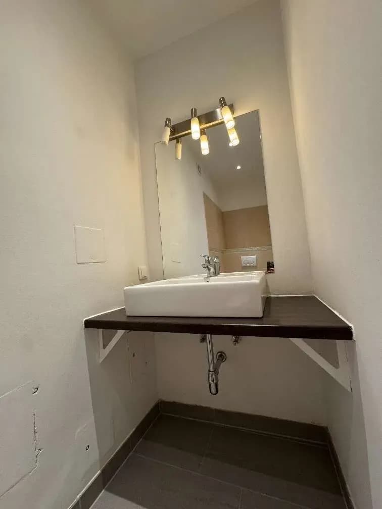 1-Zimmer-Gewerbeimmobilie mieten in Wien – 32 m², € 855 – Bild 5 von 7
