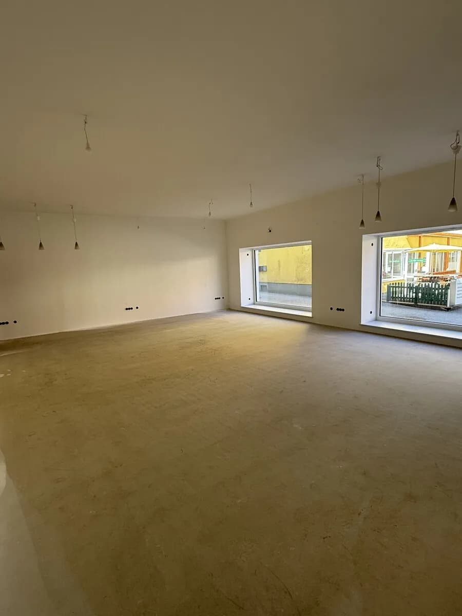 Gewerbeimmobilie mieten in Steyr-Land – 106 m², € 1.060 – Bild 1 von 15