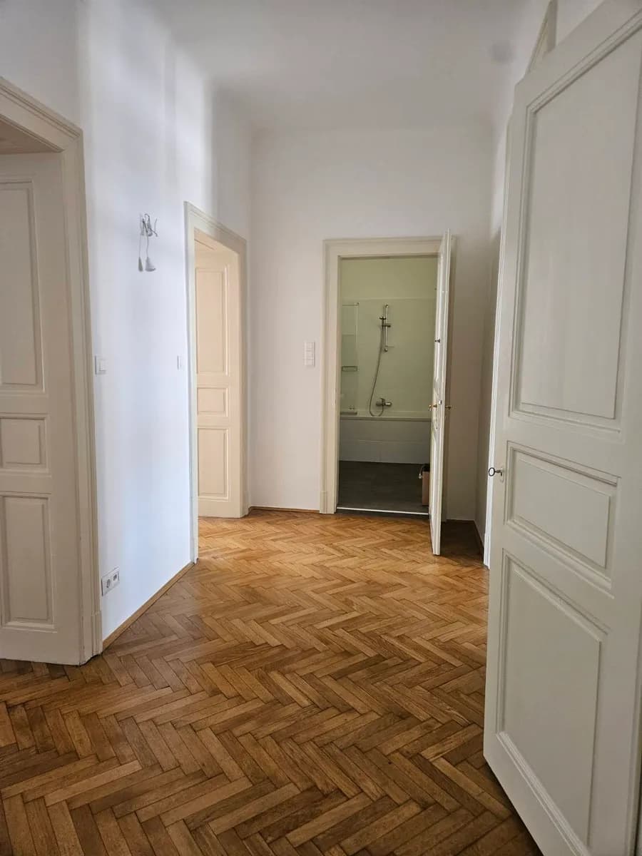 4-Zimmer-Wohnung mieten in Graz – 118 m², € 1.180 – Bild 2 von 18