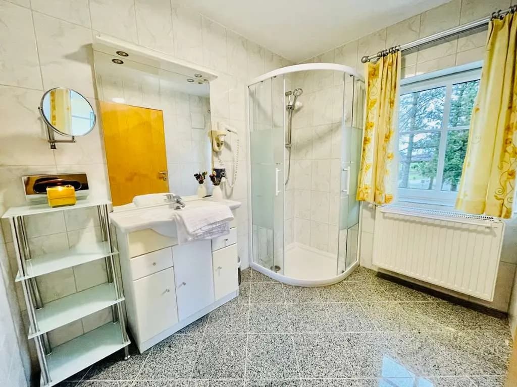 Wohnung mieten in Vöcklabruck – 45 m², € 650 – Bild 3 von 8