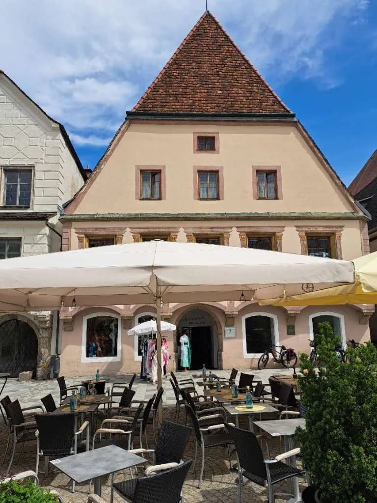 1-Zimmer-Gewerbeimmobilie mieten in Steyr – 46 m², € 690