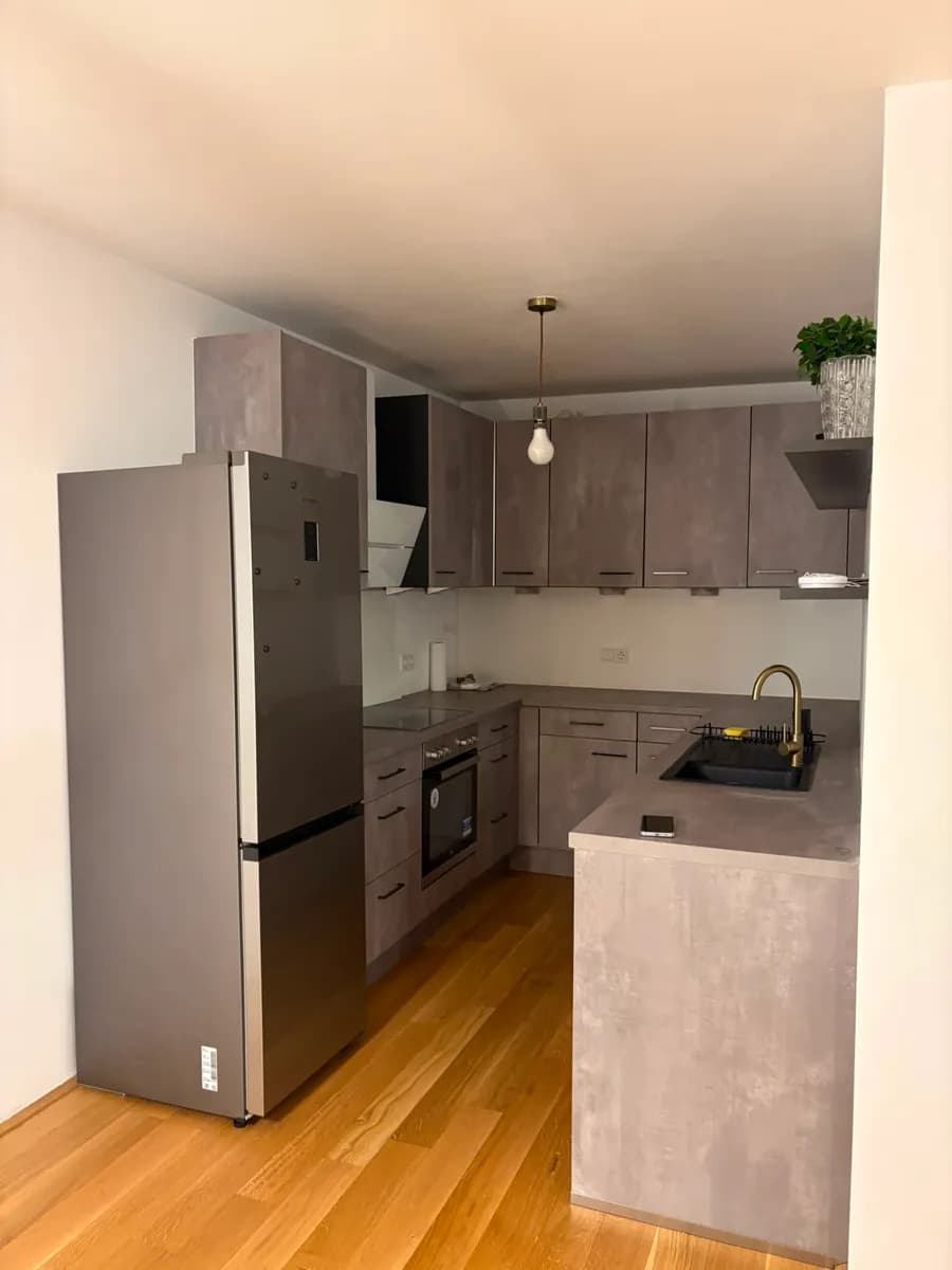 2-Zimmer-Wohnung mieten in Wien – 76 m², € 1.499 – Bild 2 von 12