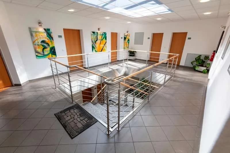 Gewerbeimmobilie mieten in Vöcklabruck – 132 m² – Bild 29 von 37