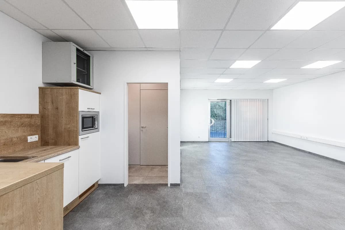 1-Zimmer-Gewerbeimmobilie mieten in Rohrbach – 51 m², € 579