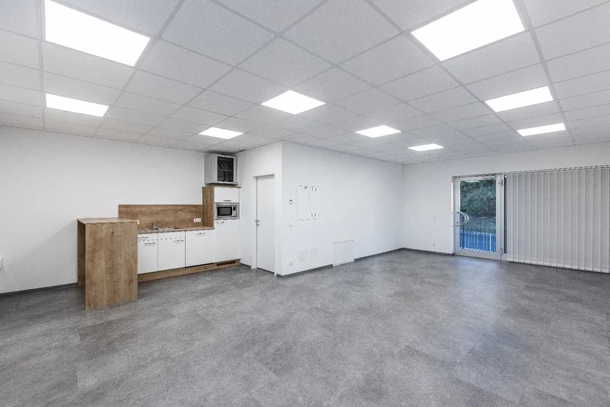 1-Zimmer-Gewerbeimmobilie mieten in Rohrbach – 51 m², € 579 – Bild 3 von 10