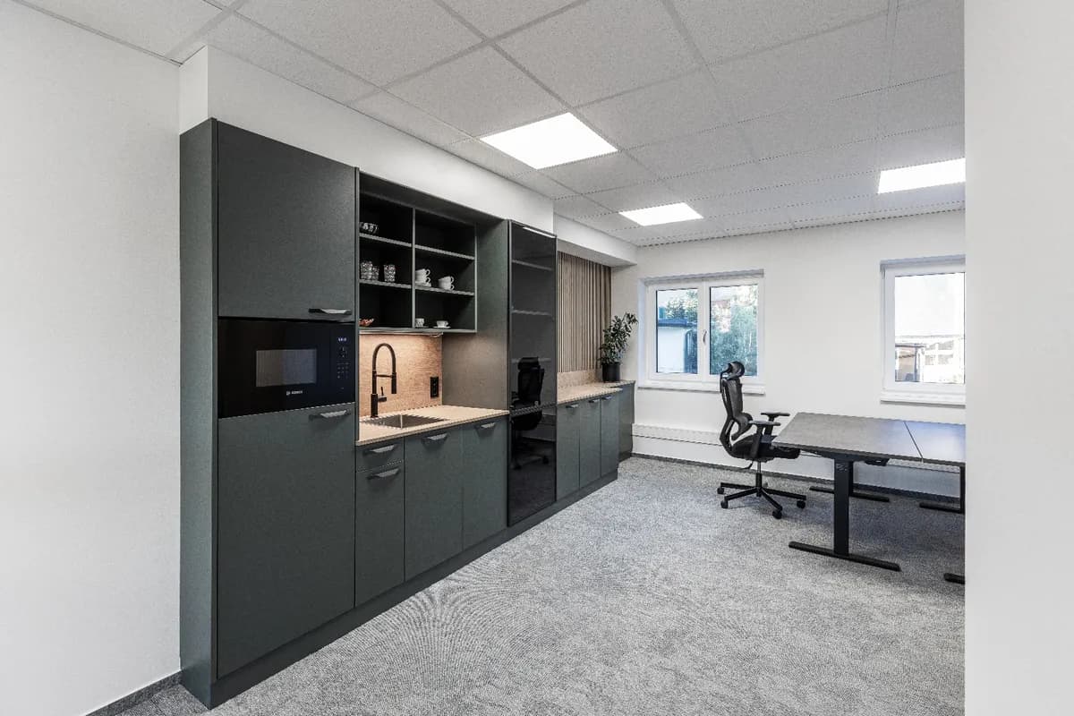 1-Zimmer-Gewerbeimmobilie mieten in Rohrbach – 47 m², € 549 – Bild 2 von 17