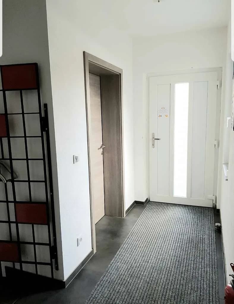 2-Zimmer-Wohnung mieten in Wels – 80 m², € 1.051 – Bild 2 von 32