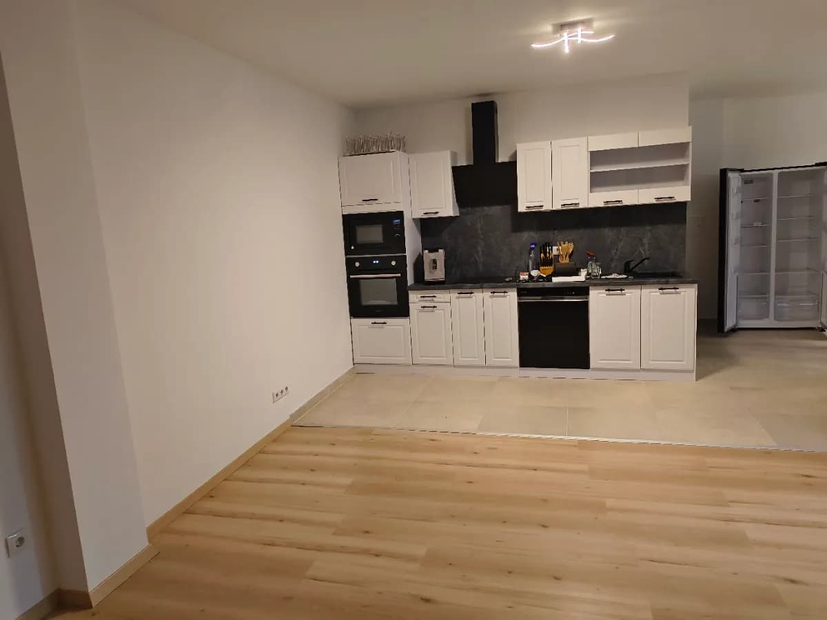 2-Zimmer-Wohnung mieten in Eisenstadt – 89 m², € 1.140 – Bild 1 von 29