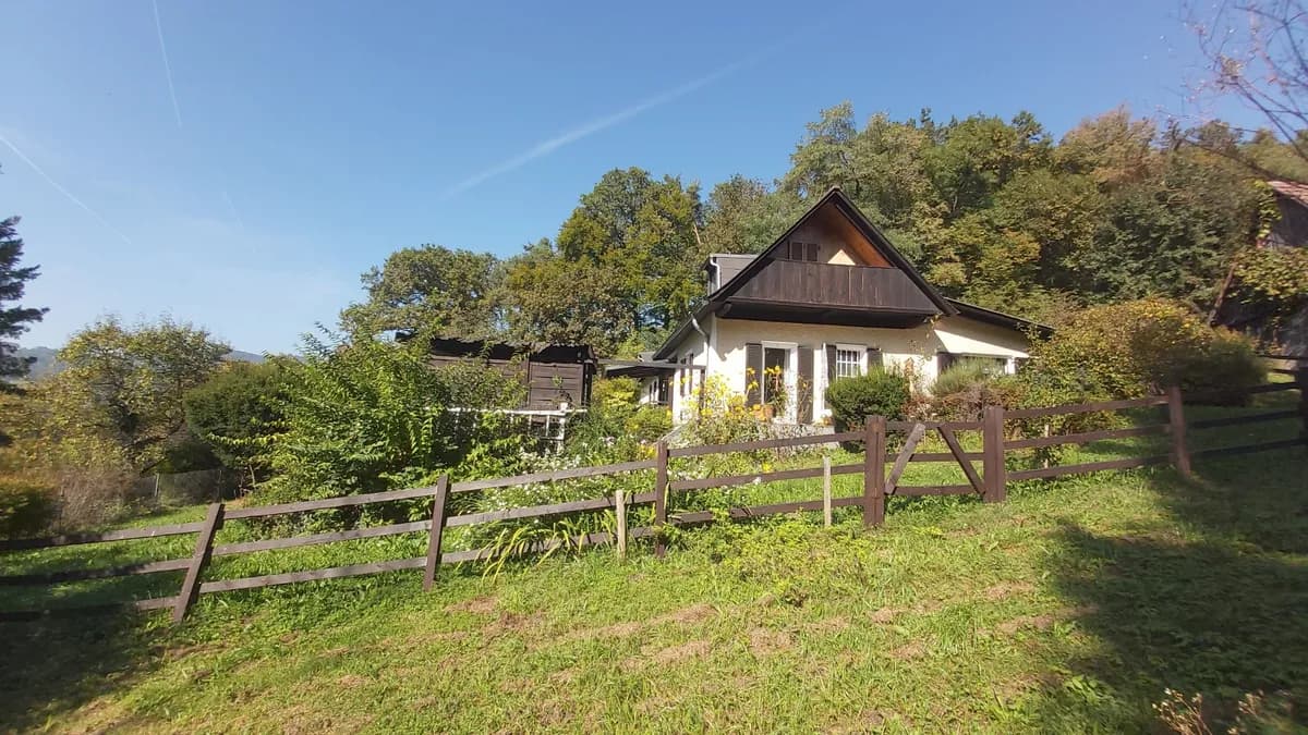 Grundstück kaufen in Graz-Umgebung – 2 800 m², € 300