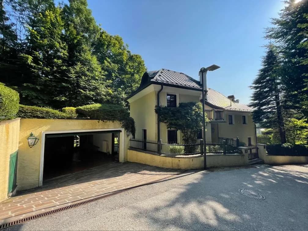 Immobilie mieten in Salzburg Stadt – 310 m², € 4.480 – Bild 3 von 17