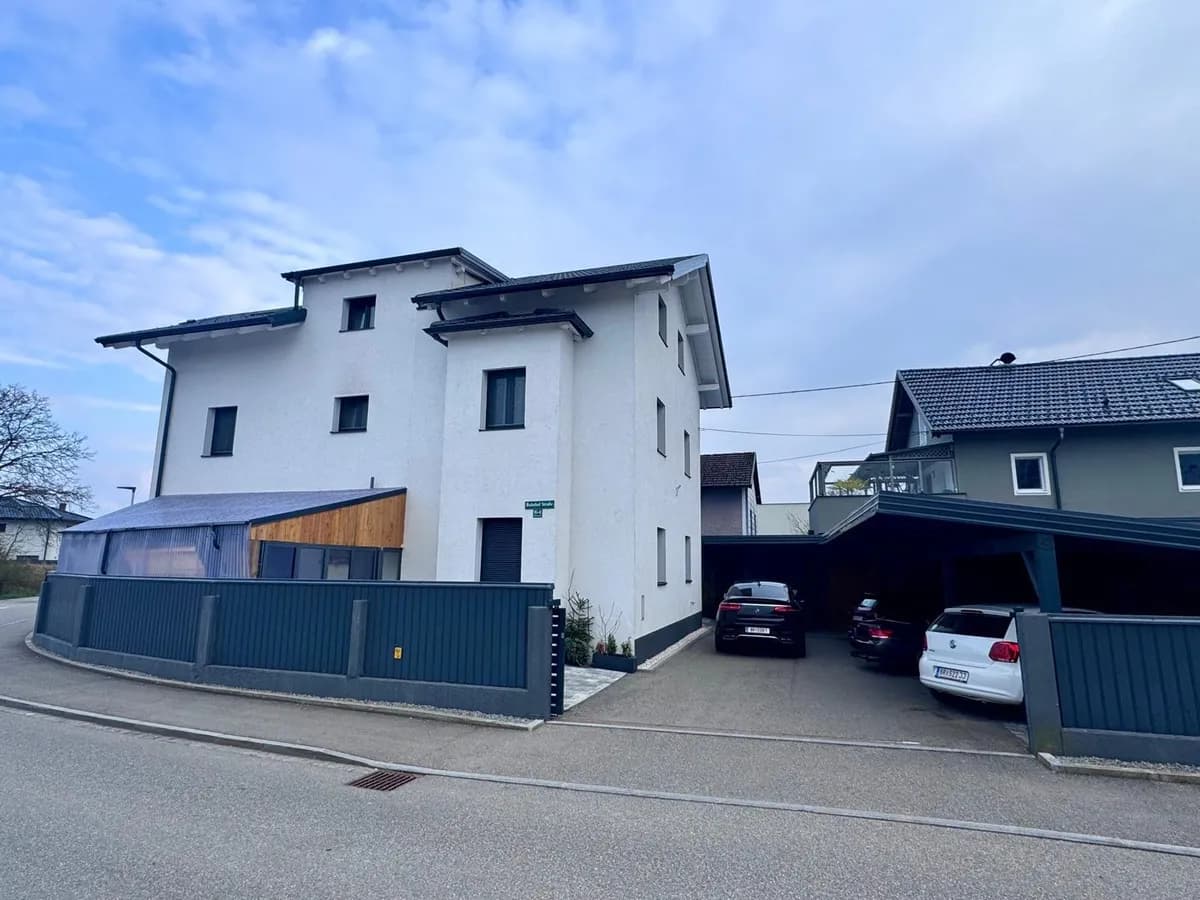 12-Zimmer-Haus kaufen in Braunau am Inn – 285 m² – Bild 3 von 21