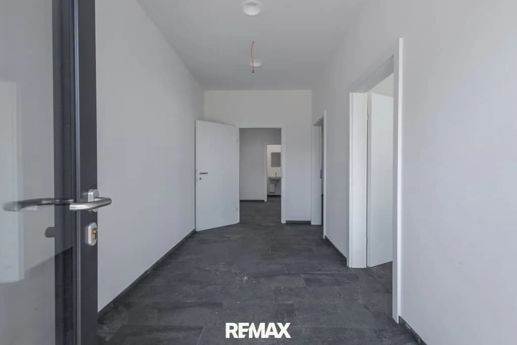 2-Zimmer-Gewerbeimmobilie mieten in Villach – 65 m², € 865 – Bild 4 von 8