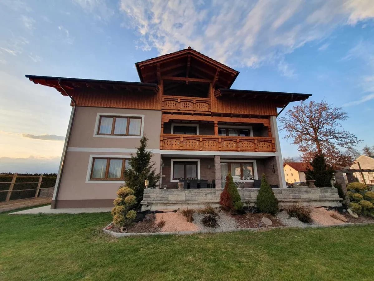 11-Zimmer-Haus kaufen in Braunau am Inn – 396 m², € 790.000