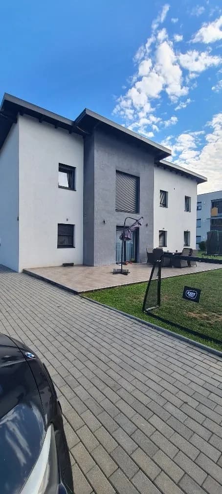 10-Zimmer-Gewerbeimmobilie kaufen in Braunau am Inn – 243 m², € 660.000