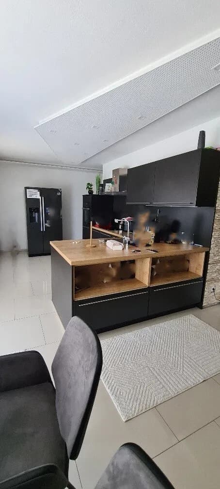 10-Zimmer-Gewerbeimmobilie kaufen in Braunau am Inn – 243 m², € 660.000 – Bild 3 von 11