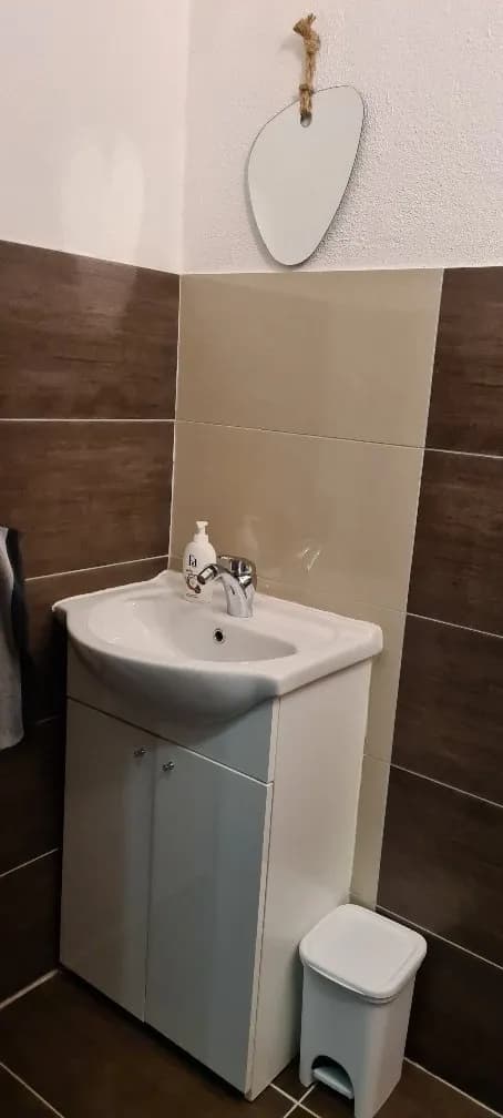 10-Zimmer-Gewerbeimmobilie kaufen in Braunau am Inn – 243 m², € 660.000 – Bild 9 von 11