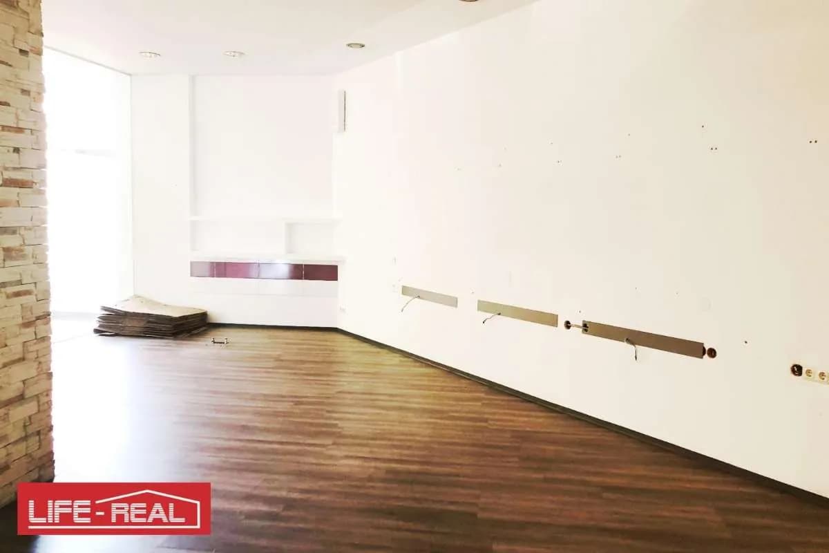Gewerbeimmobilie kaufen in Linz Land – 61 m², € 139.000 – Bild 1 von 8