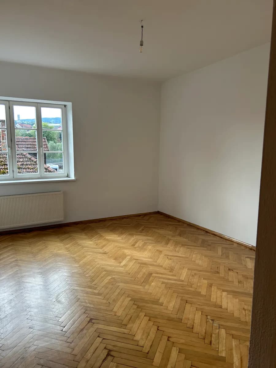 2-Zimmer-Wohnung mieten in Steyr – 62 m², € 465 – Bild 1 von 8