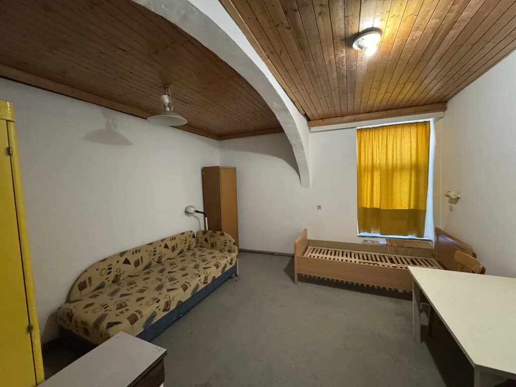 6-Zimmer-Wohnung mieten in Wien – 115 m², € 350 – Bild 10 von 13