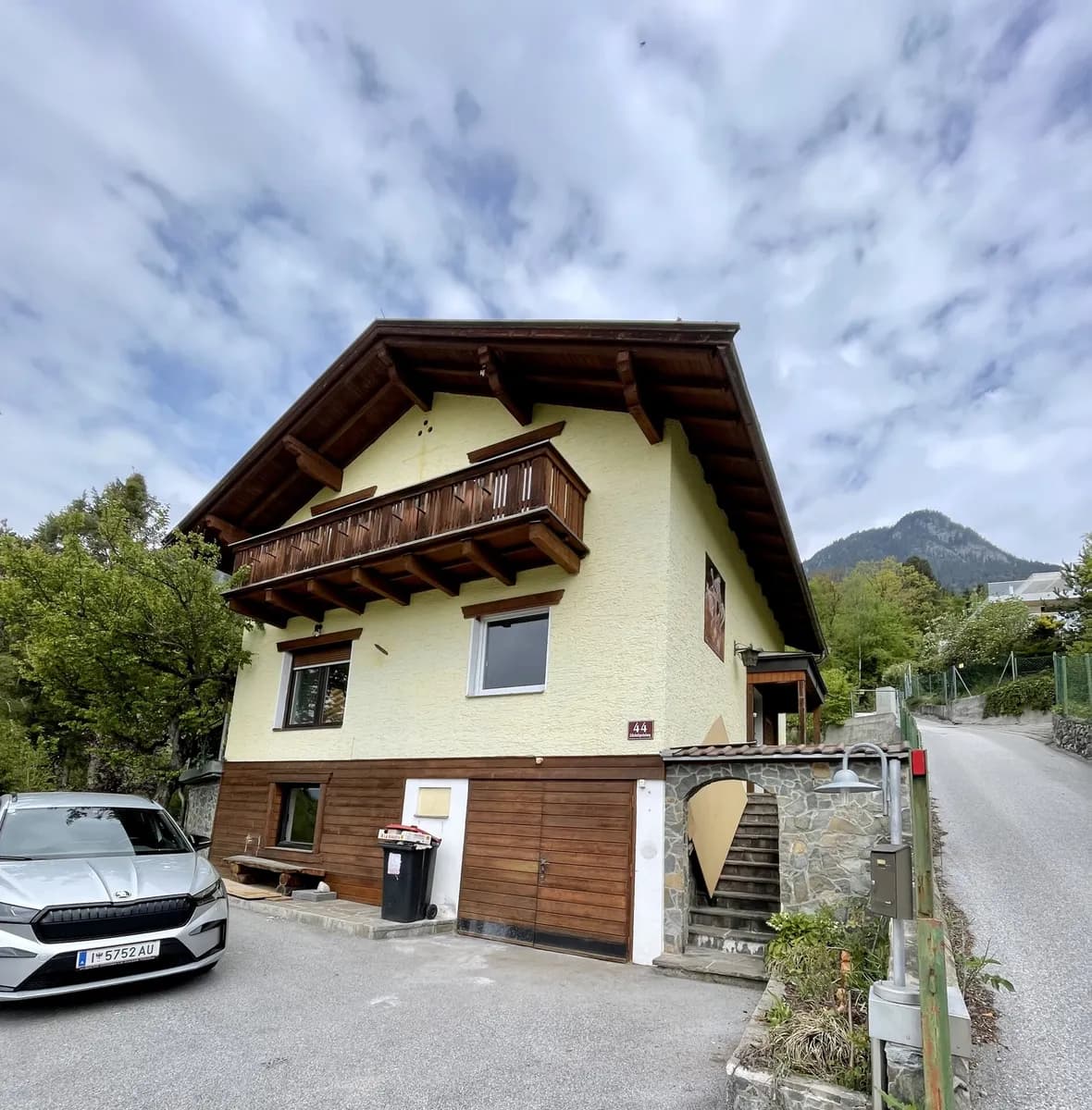 5-Zimmer-Haus mieten in Innsbruck – € 1.650 – Bild 1 von 11