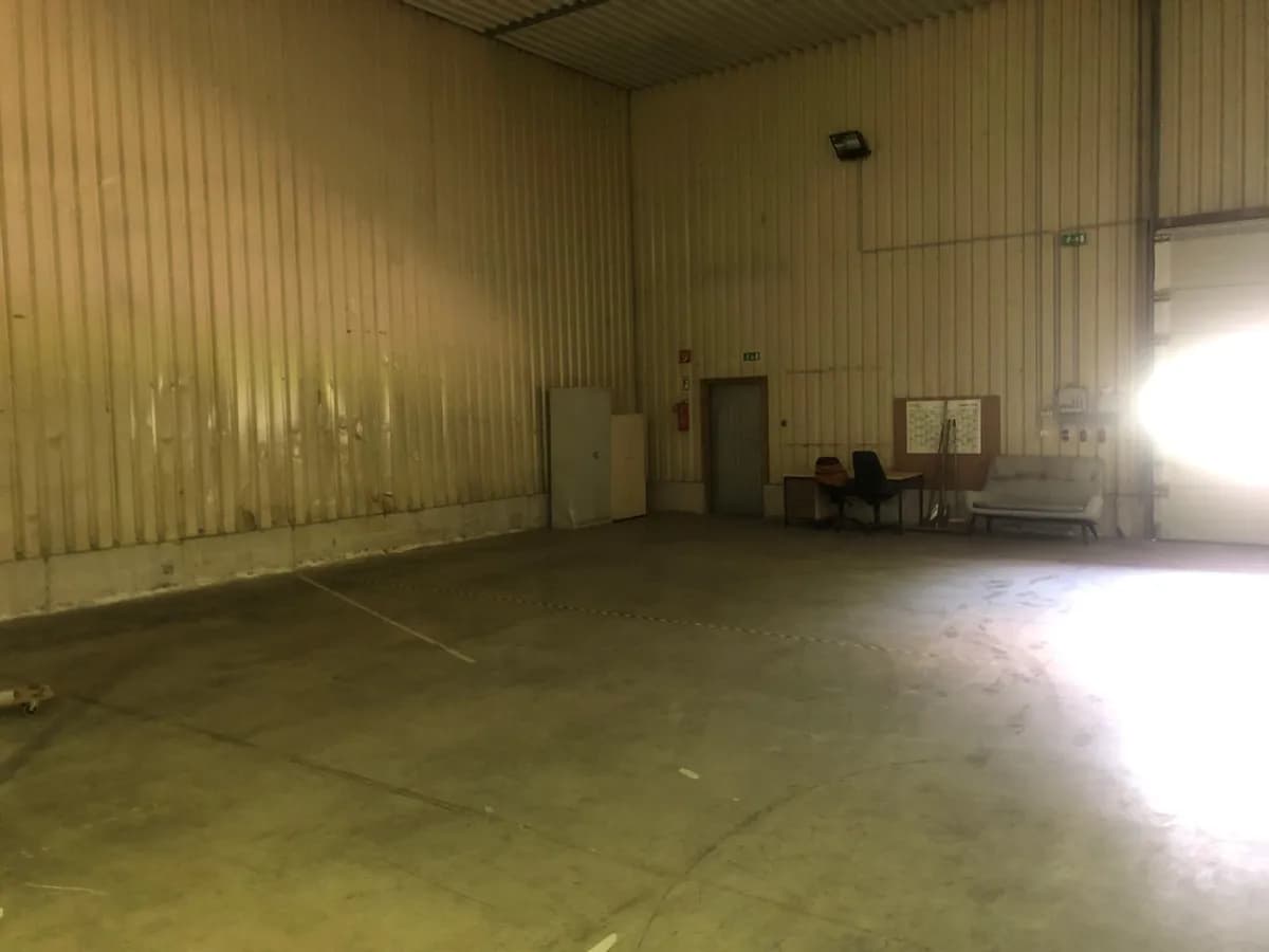 Gewerbeimmobilie mieten in Graz-Umgebung – 1 000 m² – Bild 4 von 4