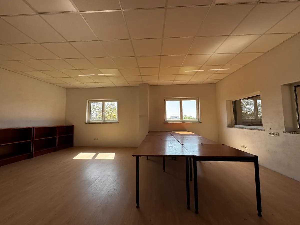 1-Zimmer-Gewerbeimmobilie mieten in Linz Land – 68 m² – Bild 3 von 4
