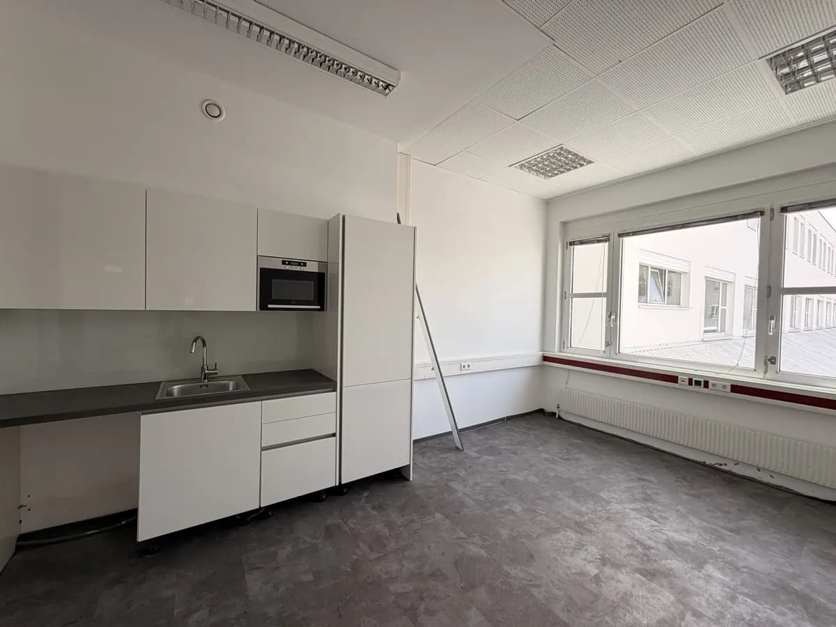Gewerbeimmobilie mieten in Wien – 714 m², € 11 – Bild 7 von 15