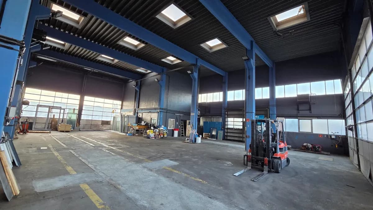 Gewerbeimmobilie mieten in Korneuburg – 449 m², € 6.000 – Bild 3 von 7