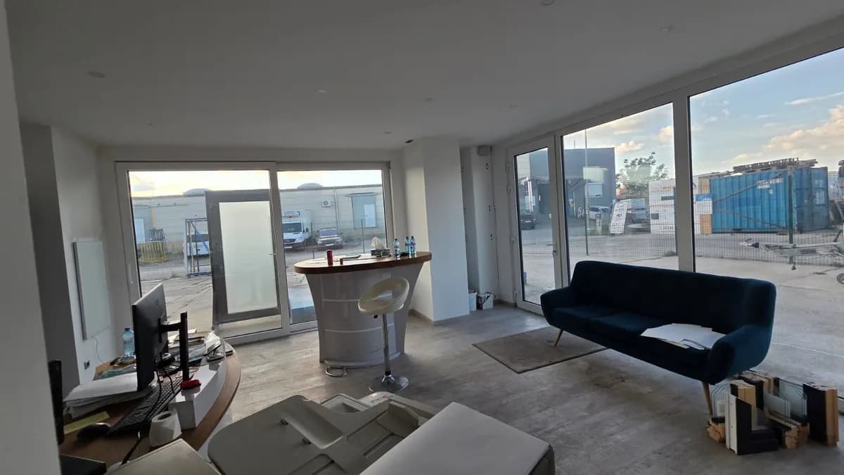 Gewerbeimmobilie mieten in Korneuburg – 449 m², € 6.000 – Bild 4 von 7