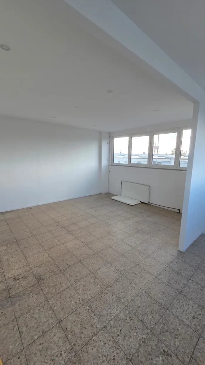 Gewerbeimmobilie mieten in Korneuburg – 449 m², € 6.000 – Bild 6 von 7