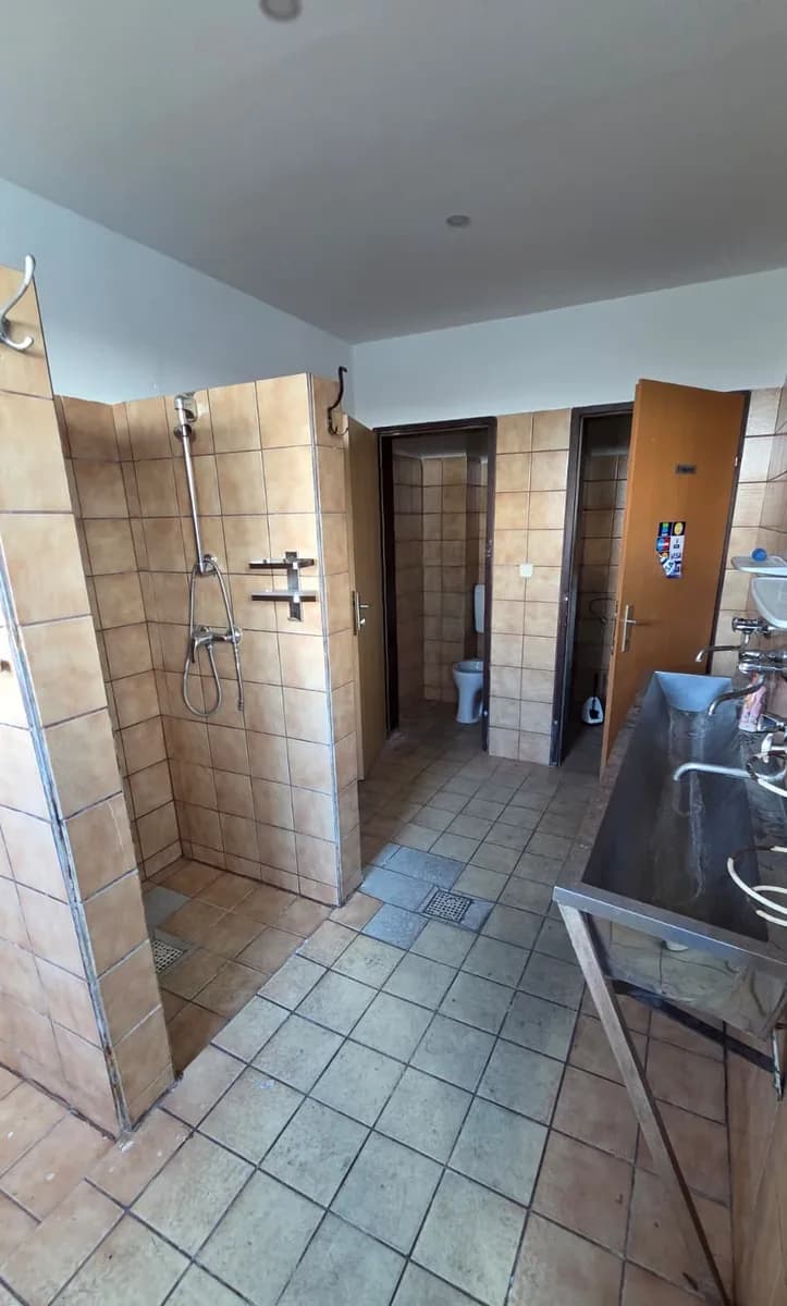Gewerbeimmobilie mieten in Korneuburg – 449 m², € 6.000 – Bild 7 von 7