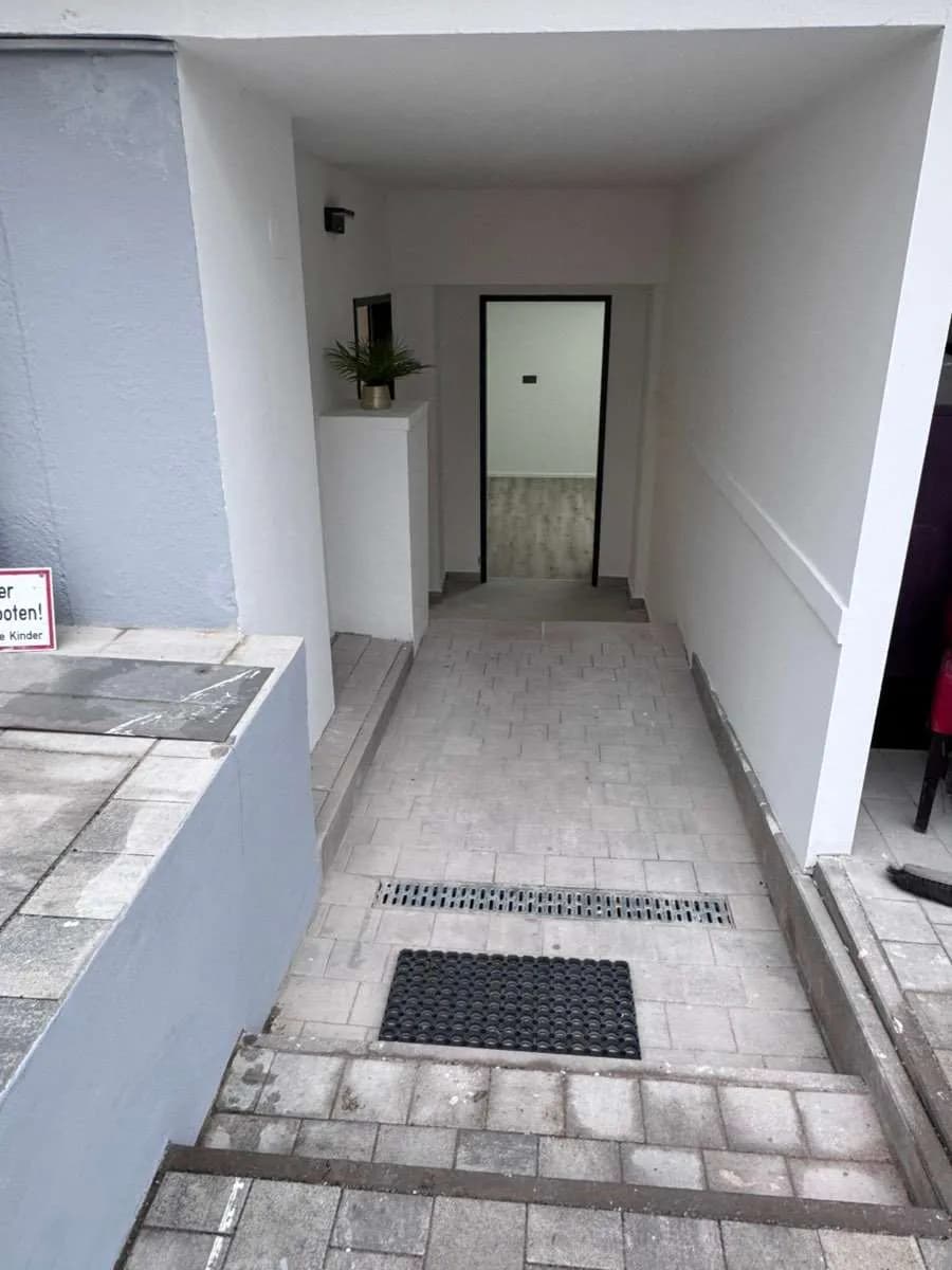 5-Zimmer-Gewerbeimmobilie mieten in Mödling – 100 m², € 2.000 – Bild 2 von 42