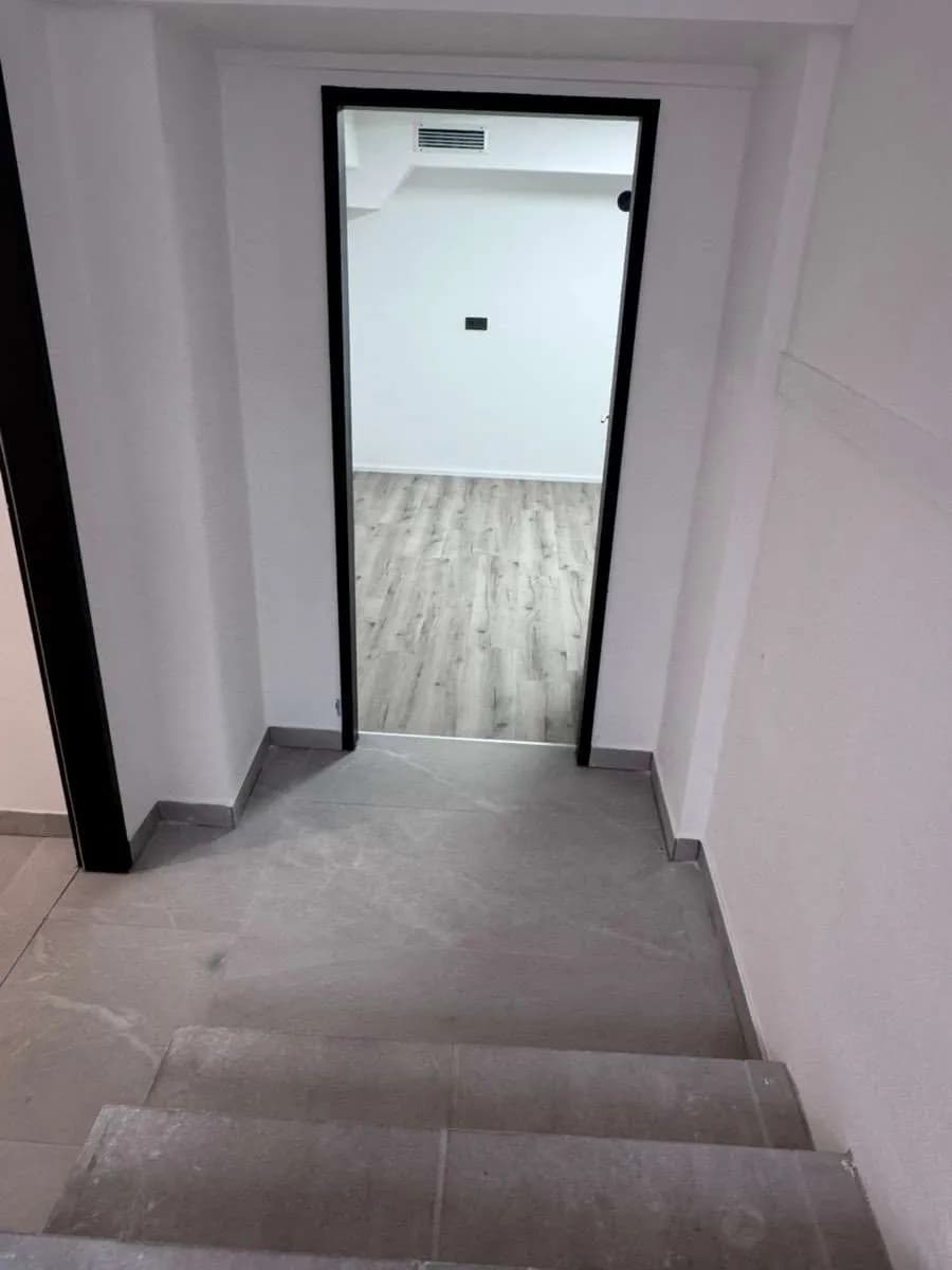 5-Zimmer-Gewerbeimmobilie mieten in Mödling – 100 m², € 2.000 – Bild 3 von 42