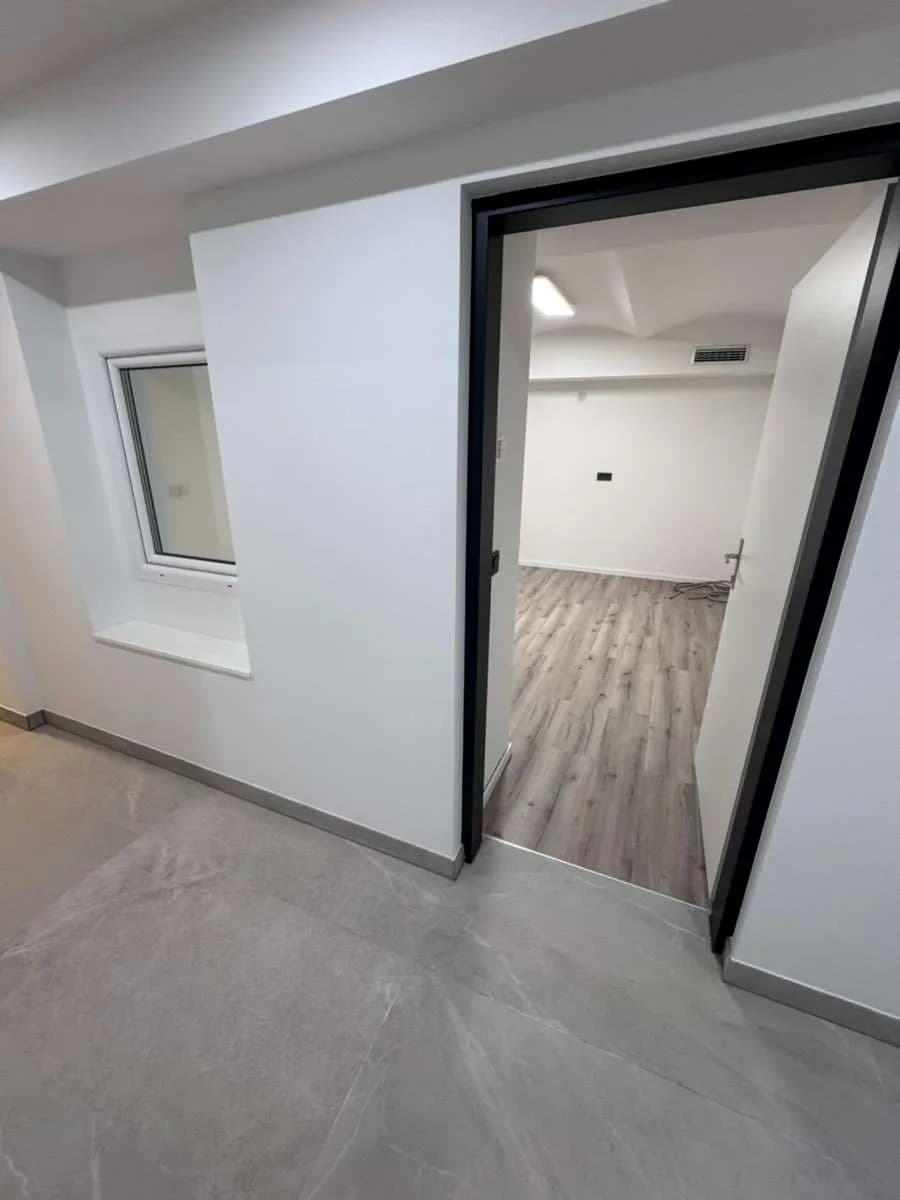 5-Zimmer-Gewerbeimmobilie mieten in Mödling – 100 m², € 2.000 – Bild 10 von 42