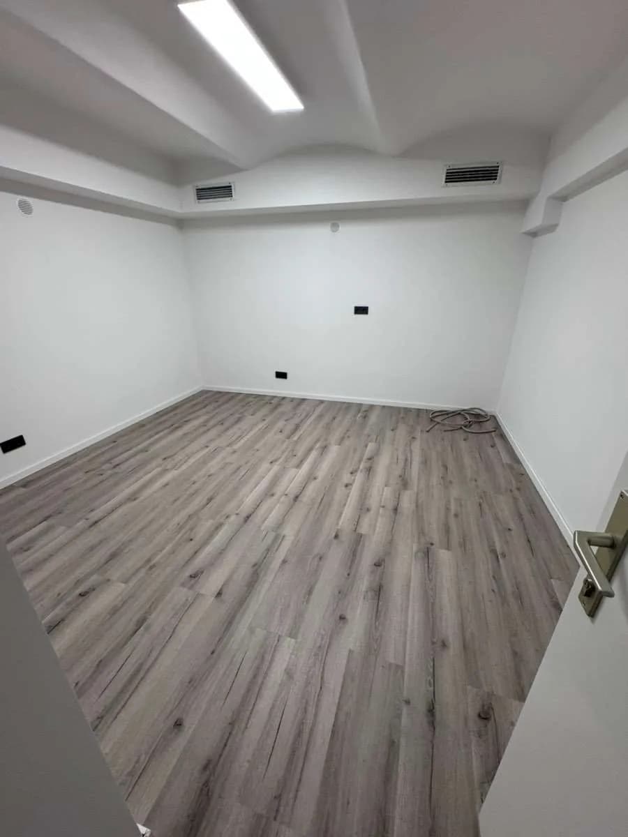 5-Zimmer-Gewerbeimmobilie mieten in Mödling – 100 m², € 2.000 – Bild 11 von 42