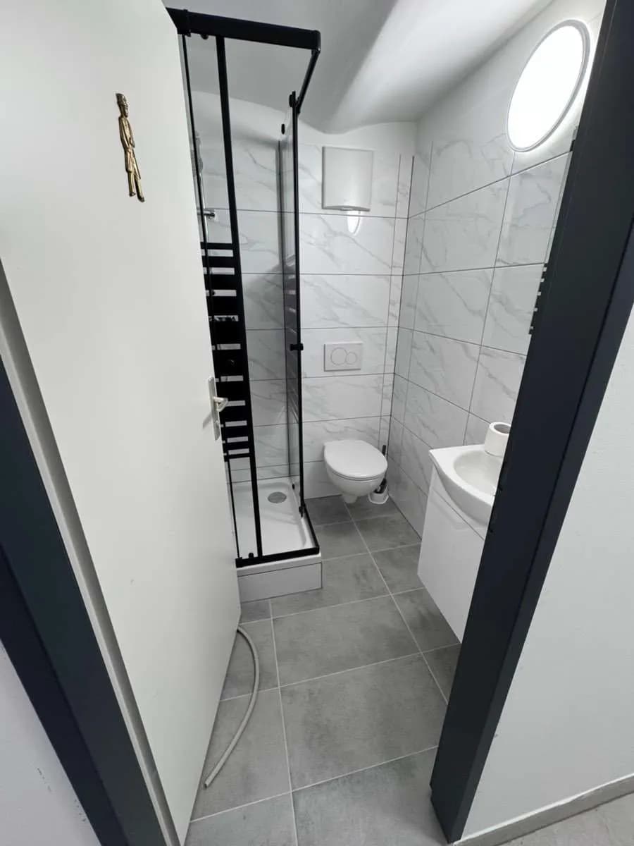 5-Zimmer-Gewerbeimmobilie mieten in Mödling – 100 m², € 2.000 – Bild 25 von 42